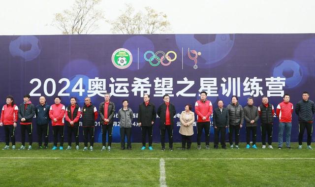 伊人成人在线视频